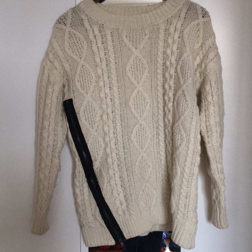 Joa zip up sweater